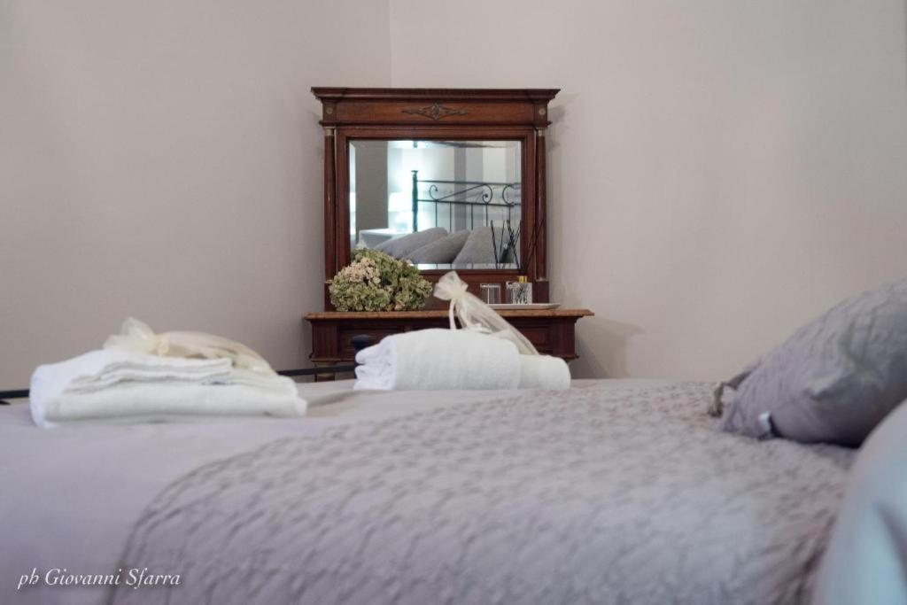 Bed and Breakfast Palazzo Palitti Roio Exterior foto