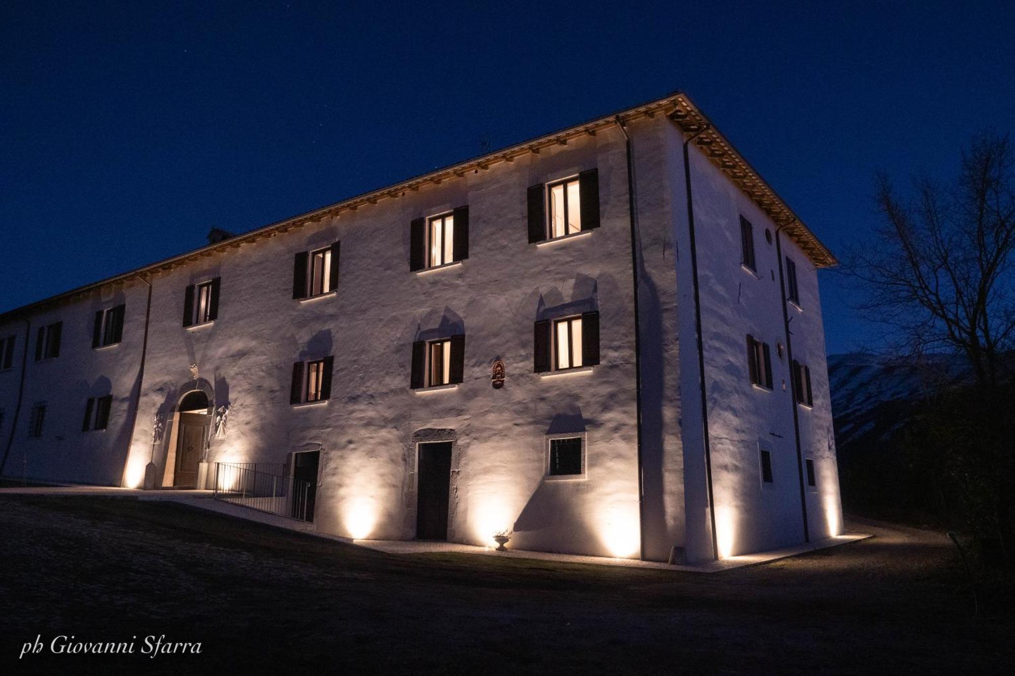 Bed and Breakfast Palazzo Palitti Roio Exterior foto